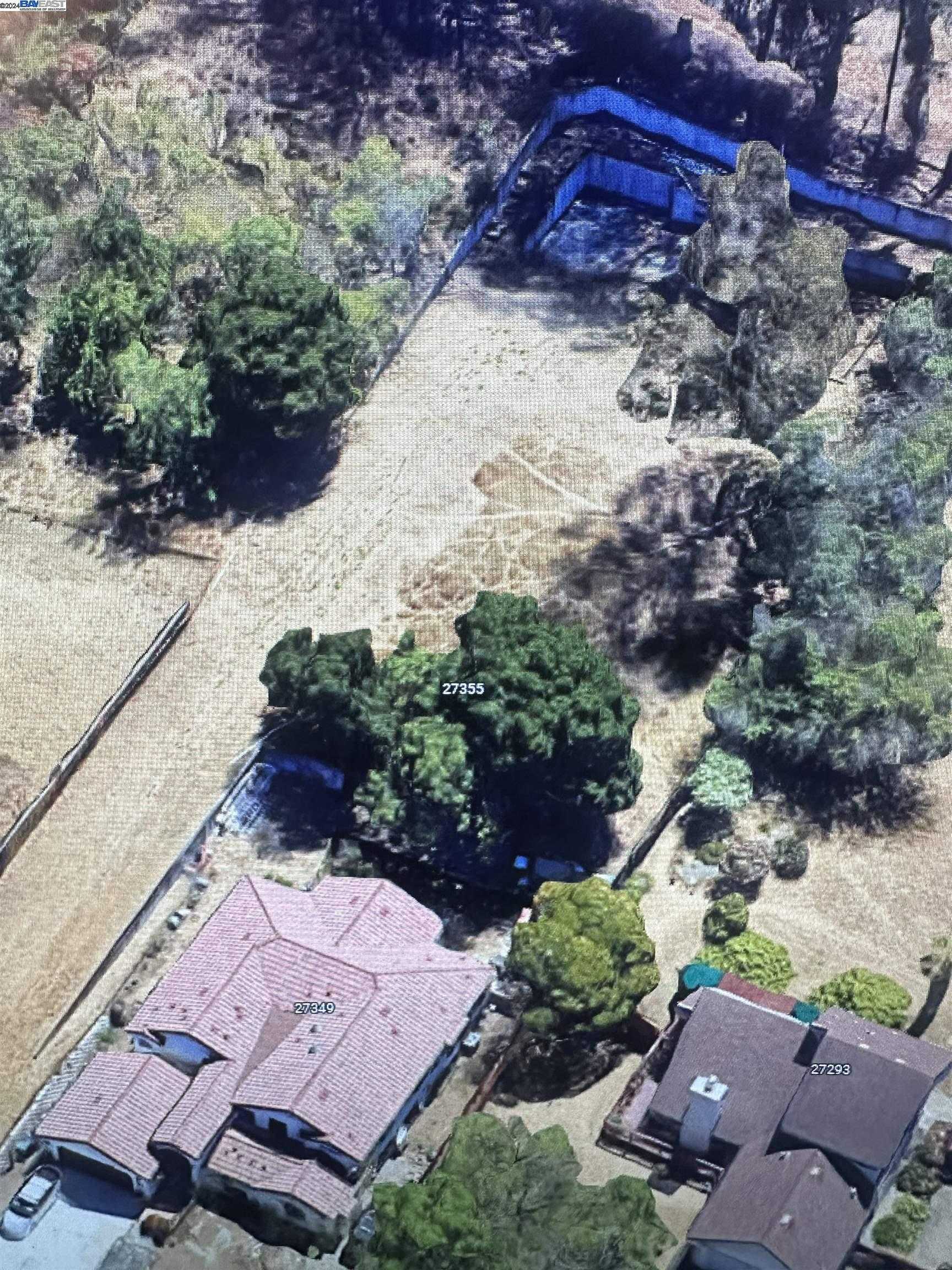 Neighborhood Neighborhood-14