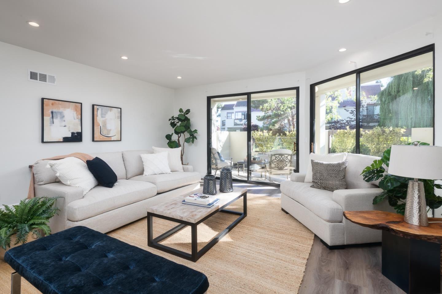 Neighborhood Neighborhood-102