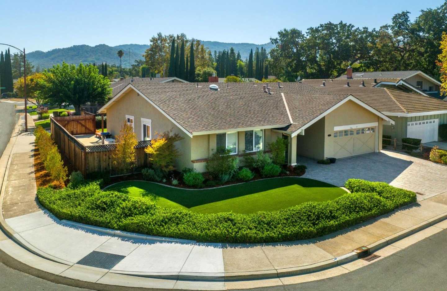 Neighborhood Neighborhood-29