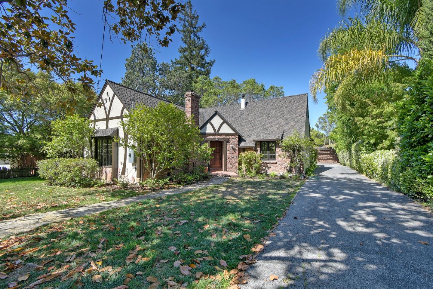 Neighborhood Neighborhood-61