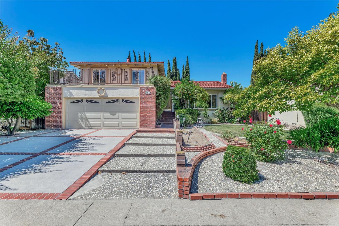 Neighborhood Neighborhood-24