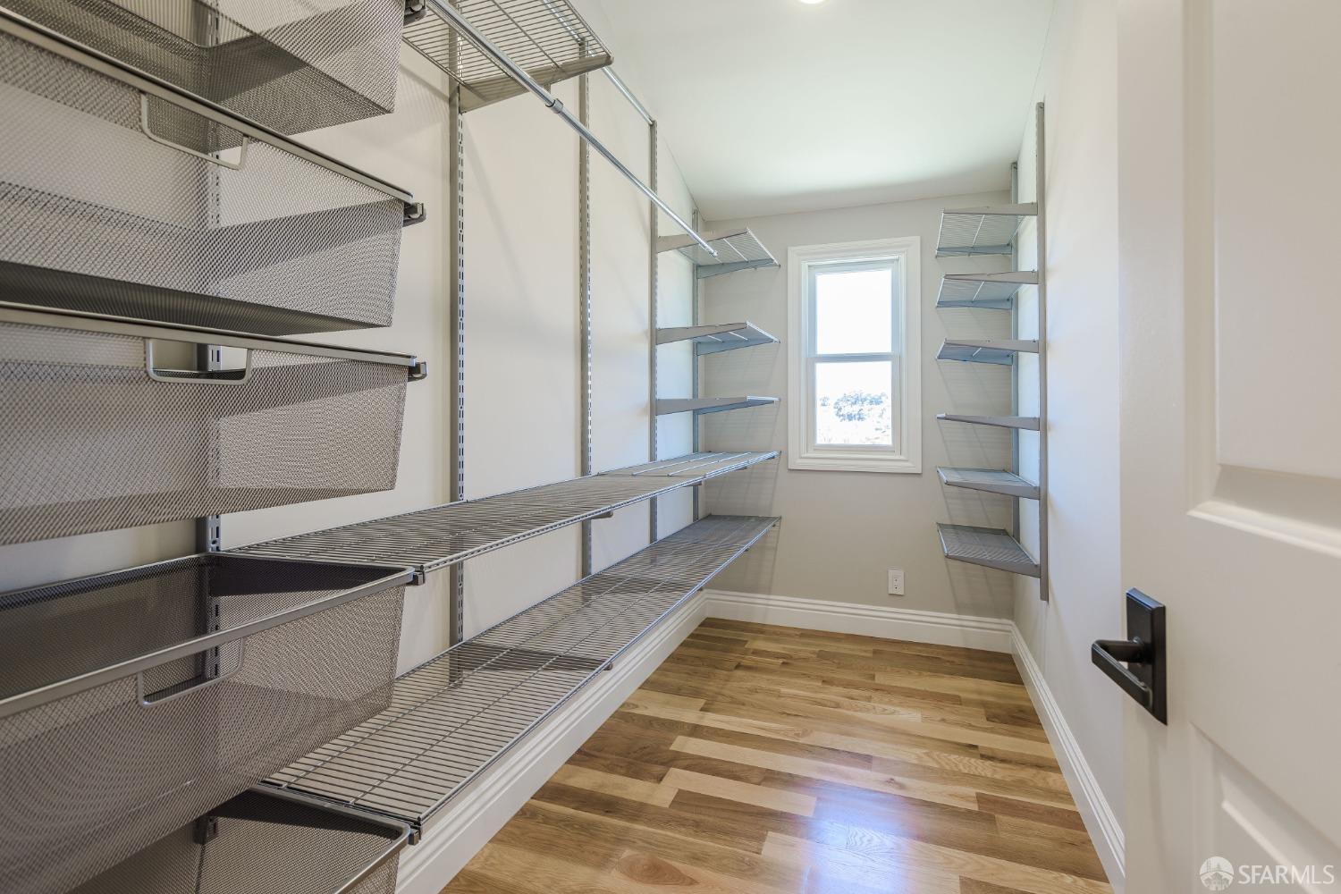 Neighborhood Neighborhood-20