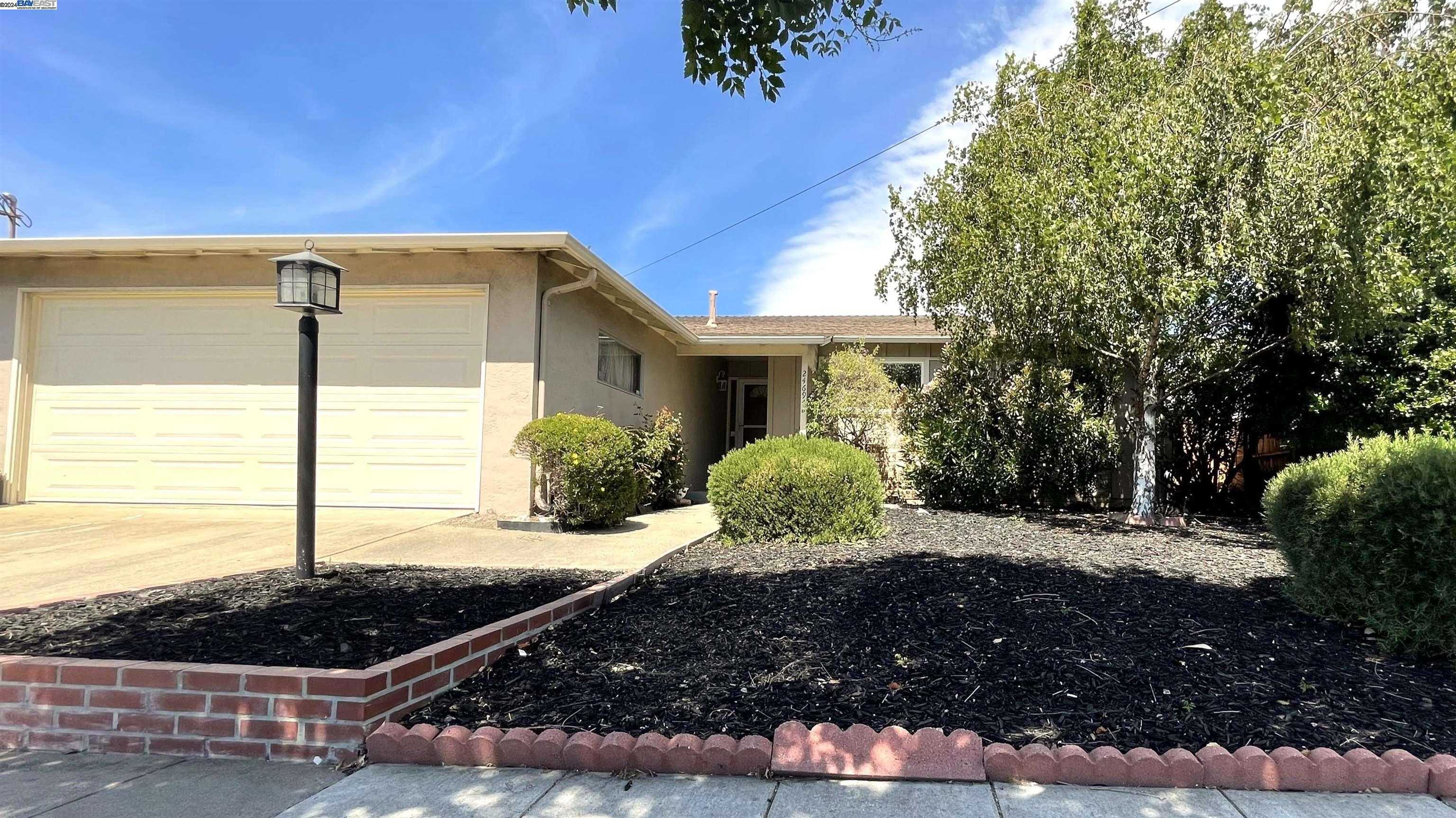 Neighborhood Neighborhood-3