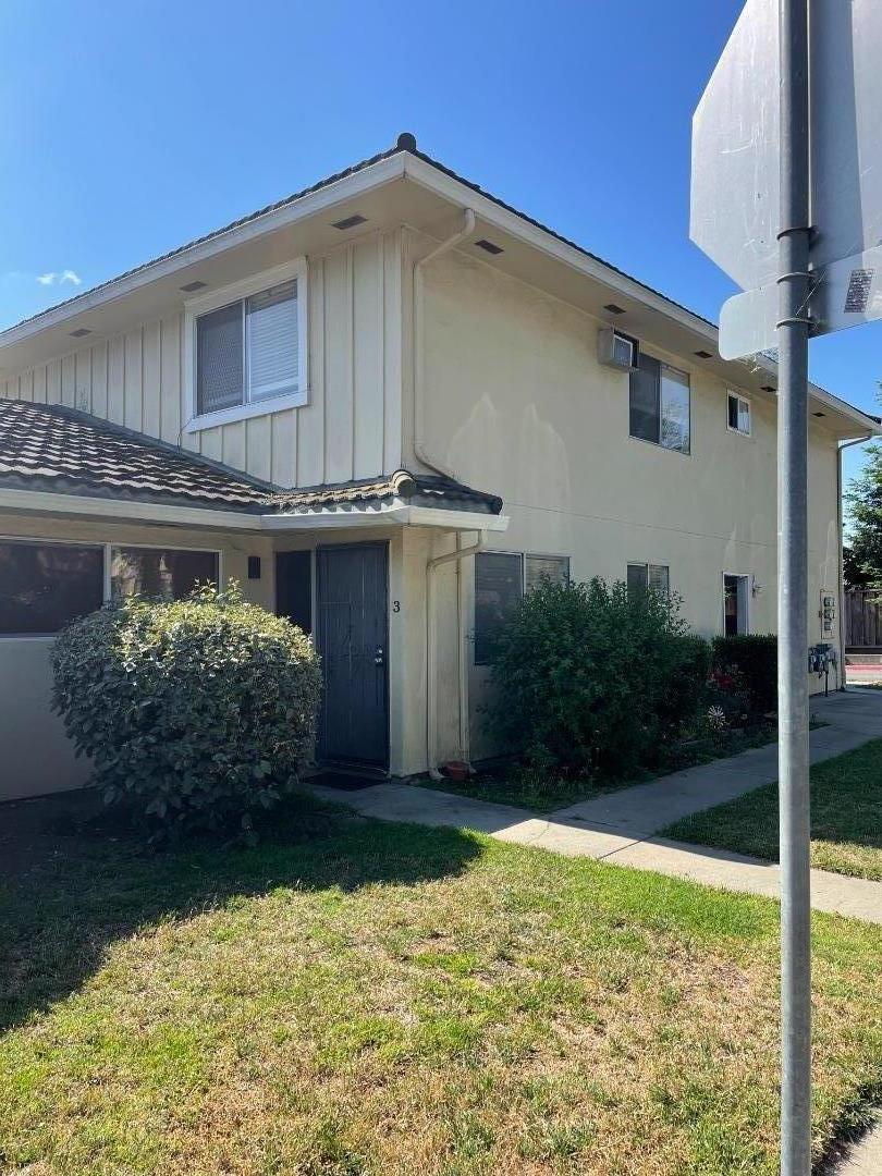 Neighborhood Neighborhood-15