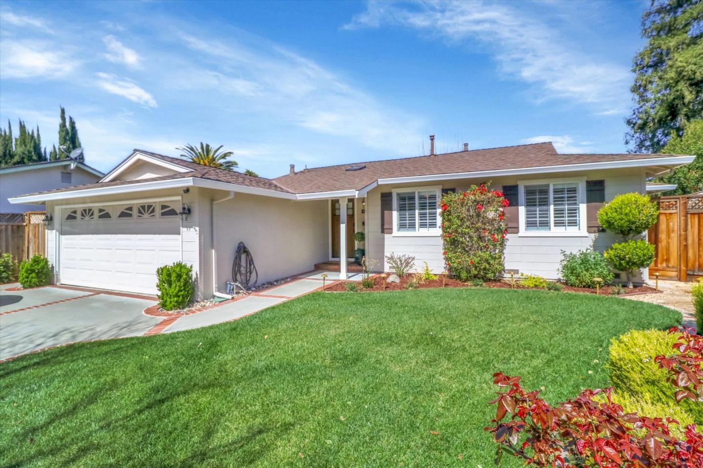 Neighborhood Neighborhood-28