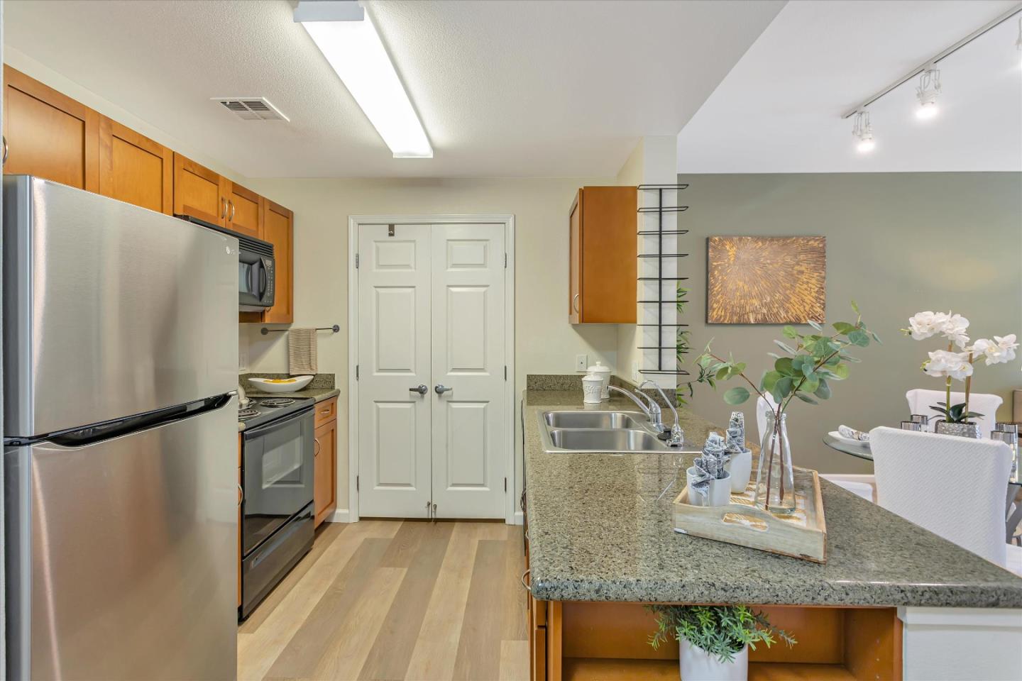 Neighborhood Neighborhood-82