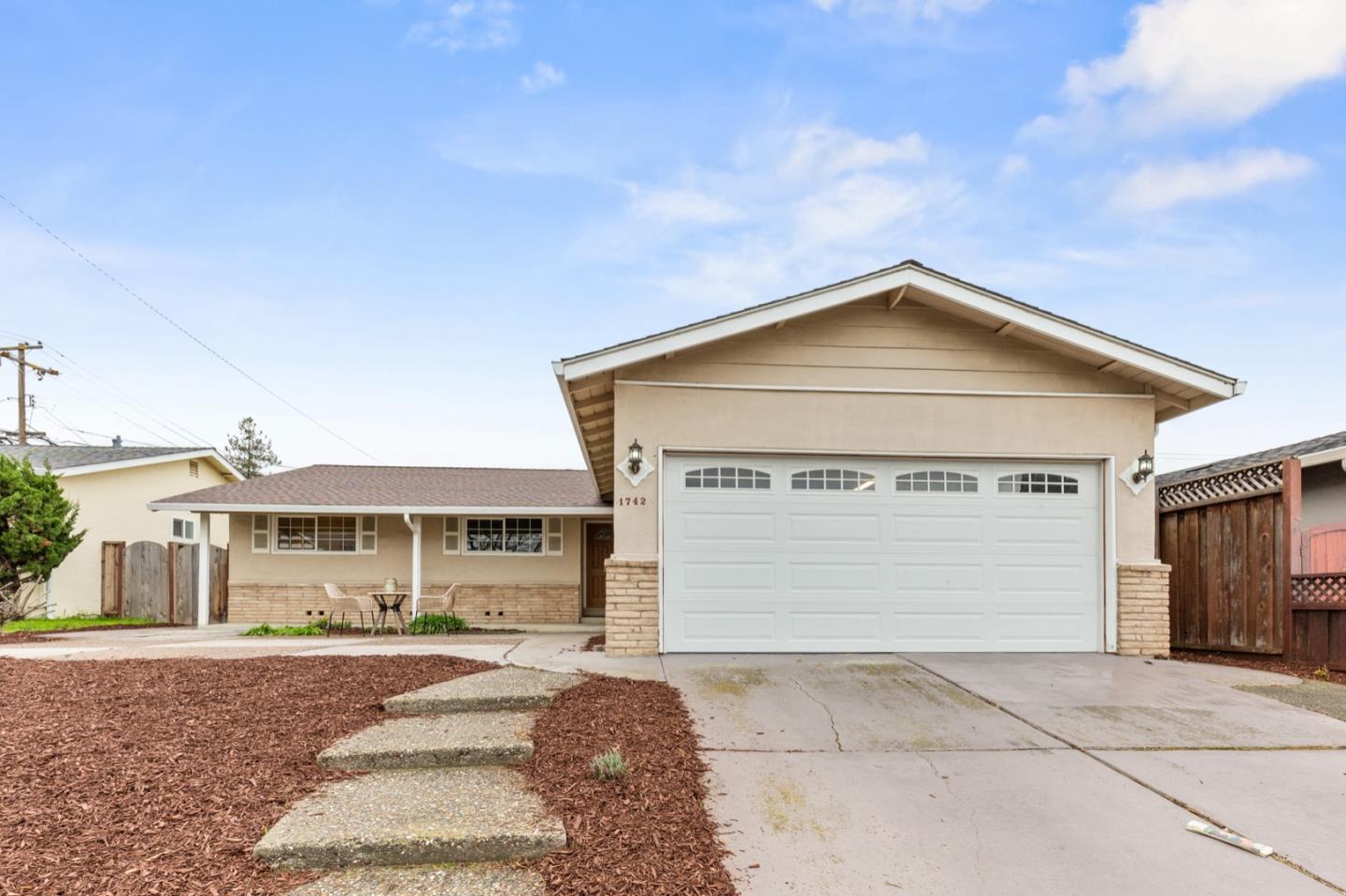 Neighborhood Neighborhood-70