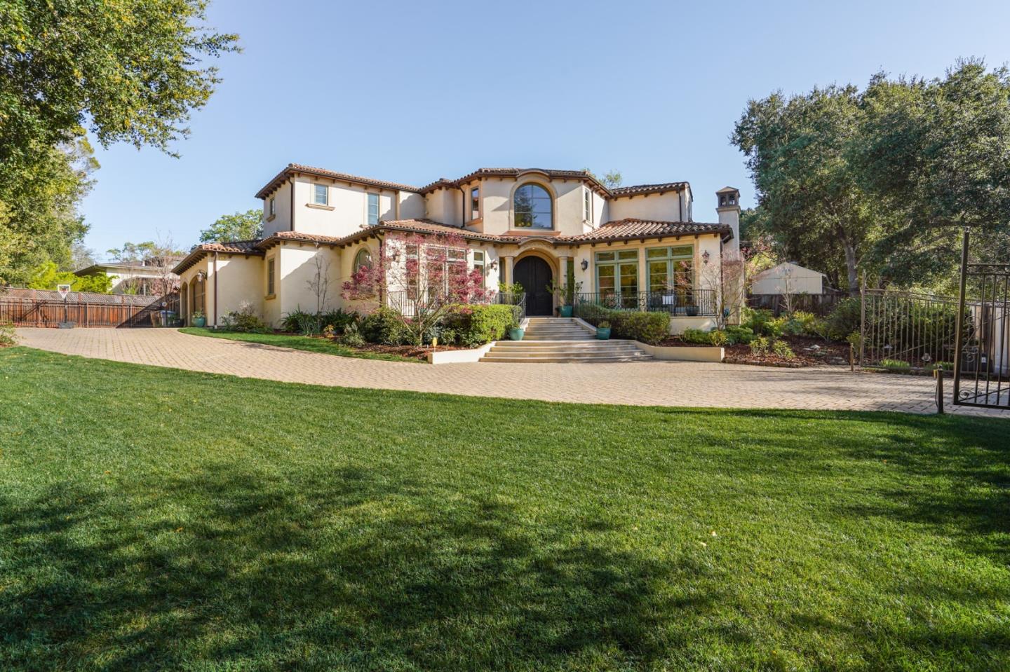 Neighborhood Neighborhood-92