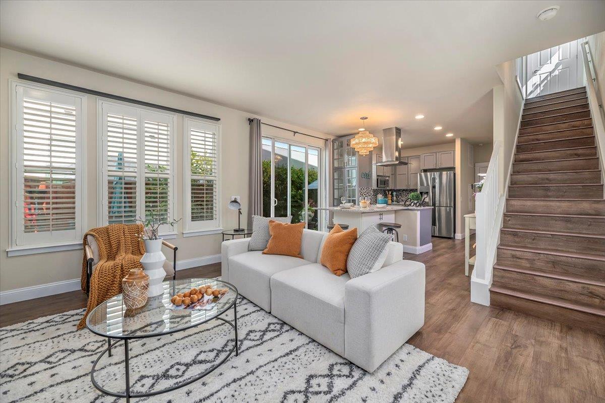 Neighborhood Neighborhood-14