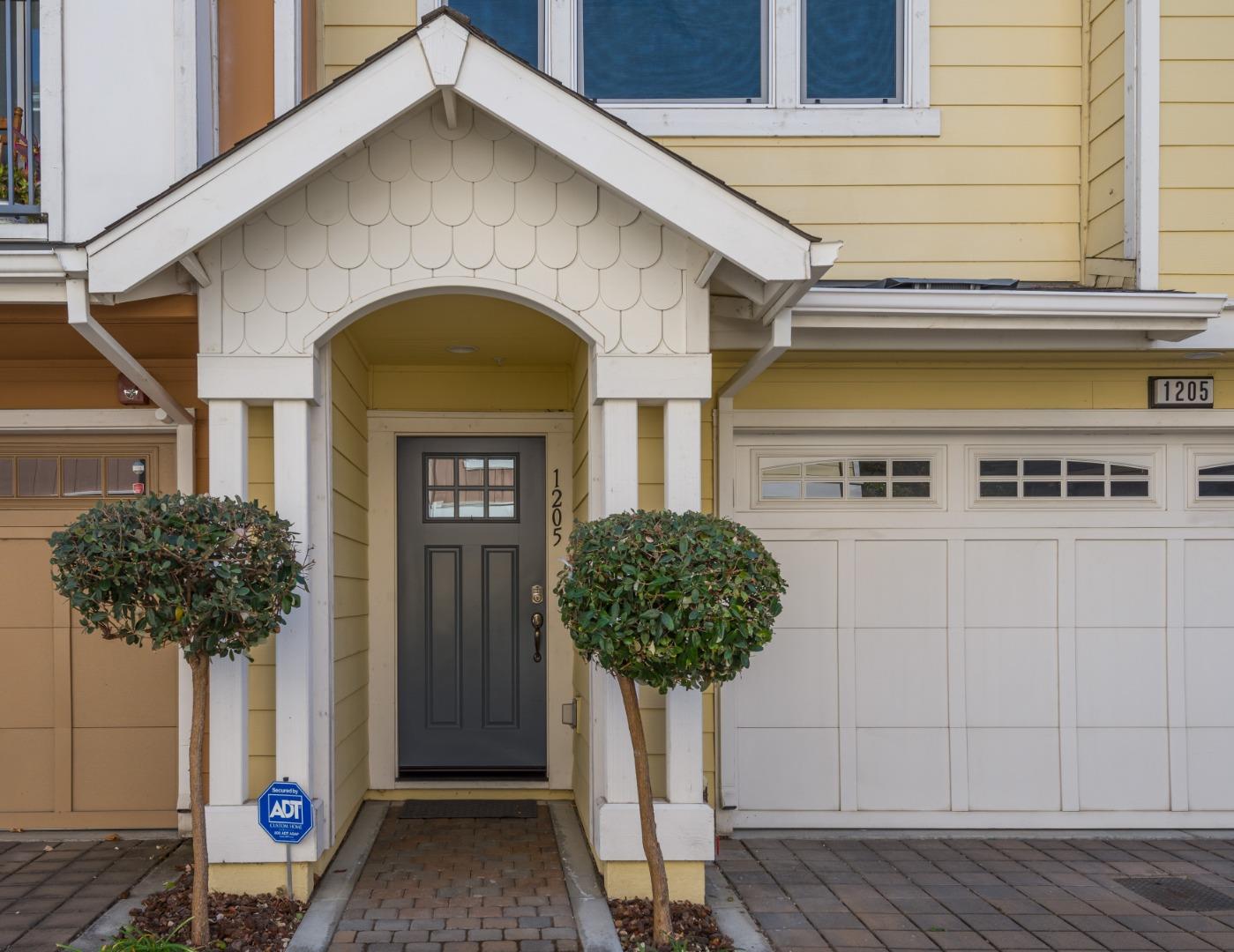 Neighborhood Neighborhood-41