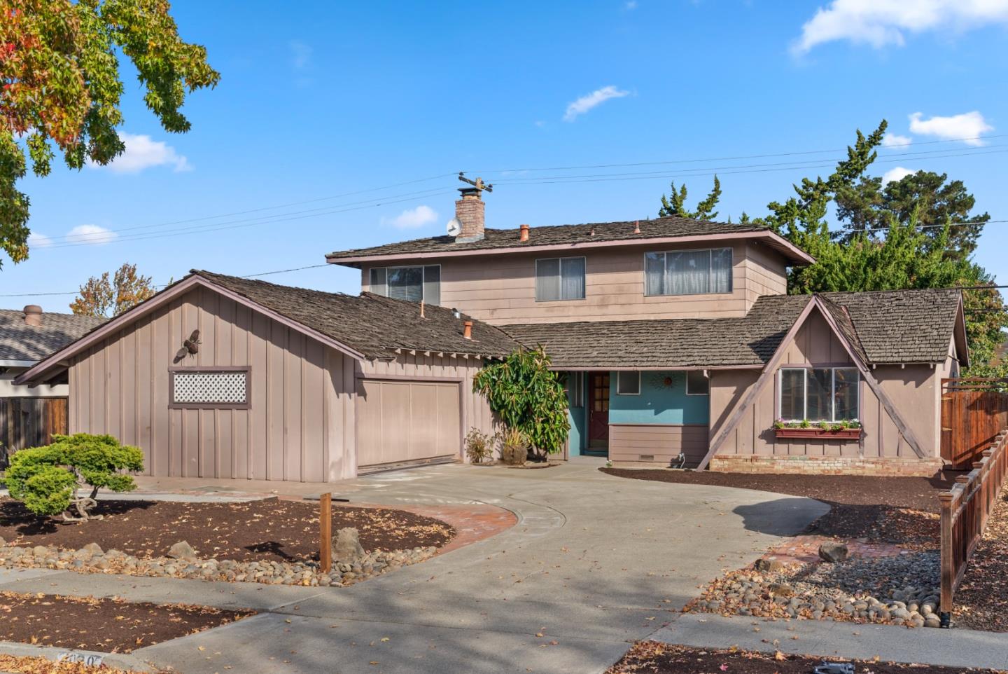 Neighborhood Neighborhood-31