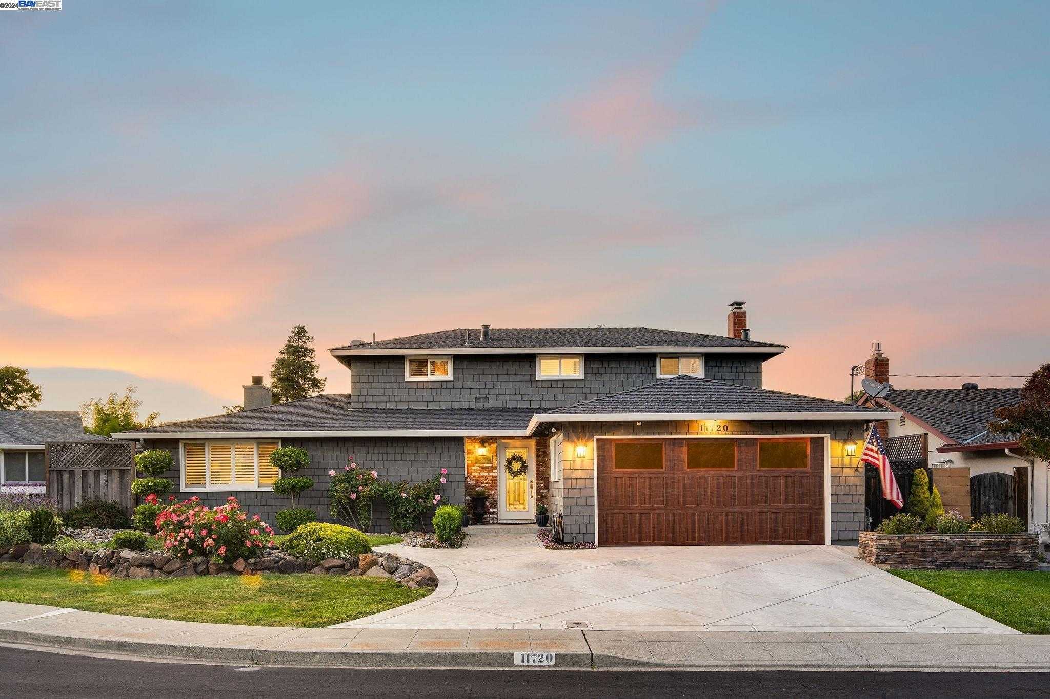 Neighborhood Neighborhood-12