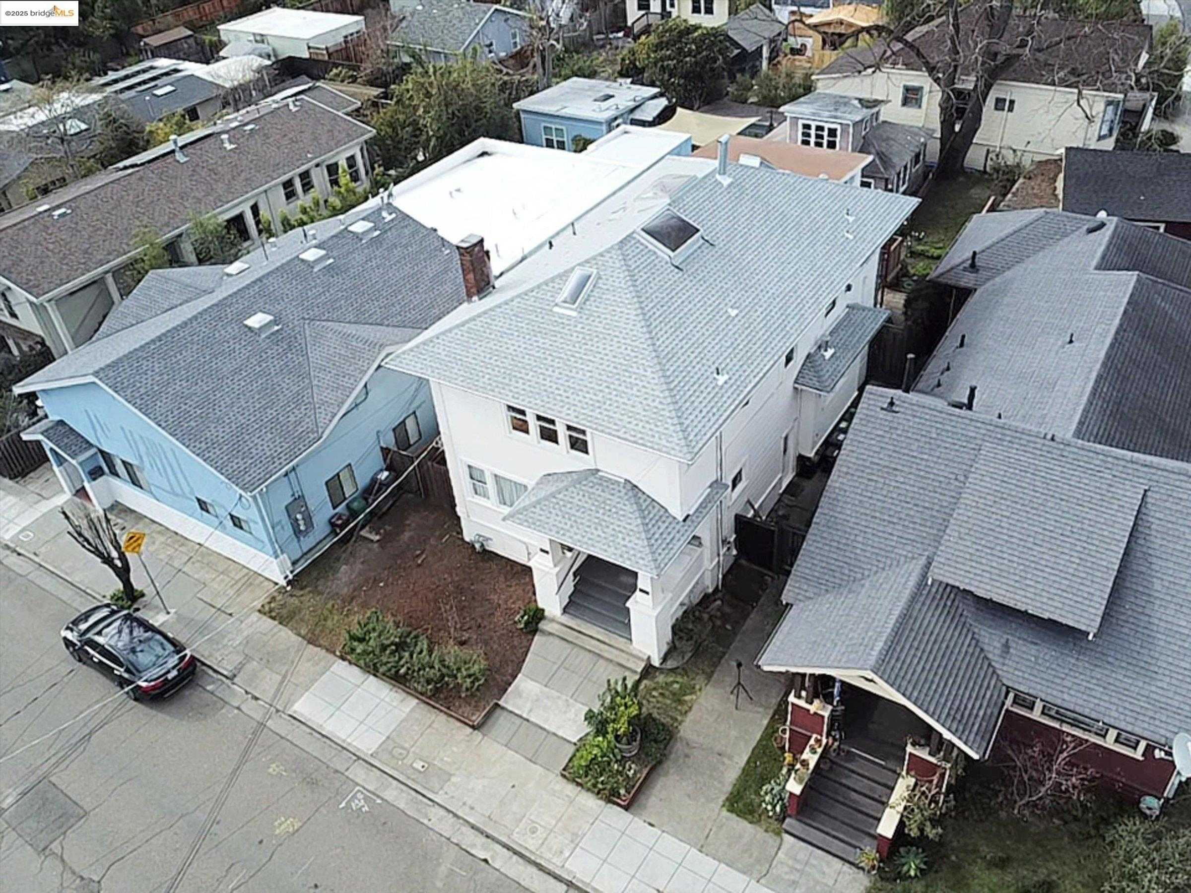 Neighborhood Neighborhood-24