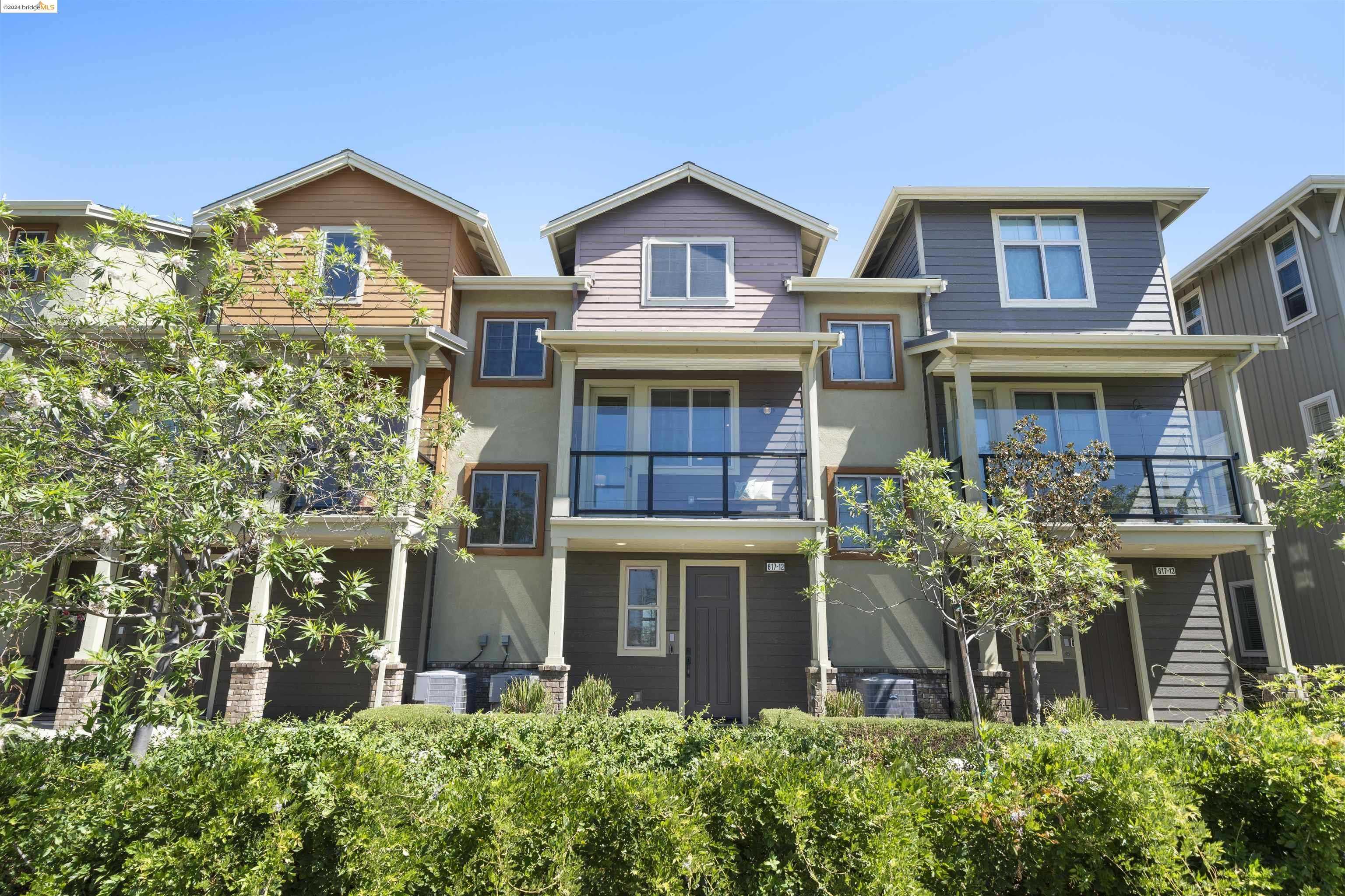 Neighborhood Neighborhood-24