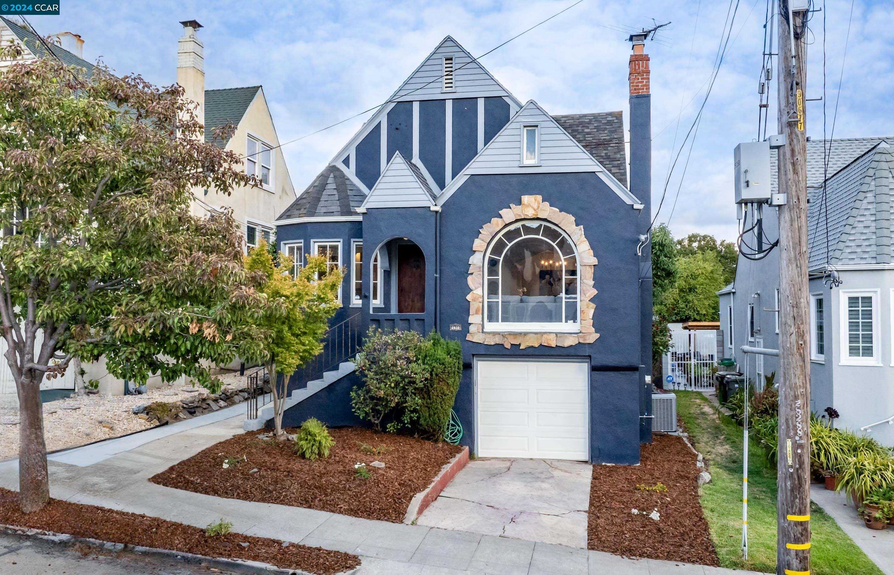 Neighborhood Neighborhood-14