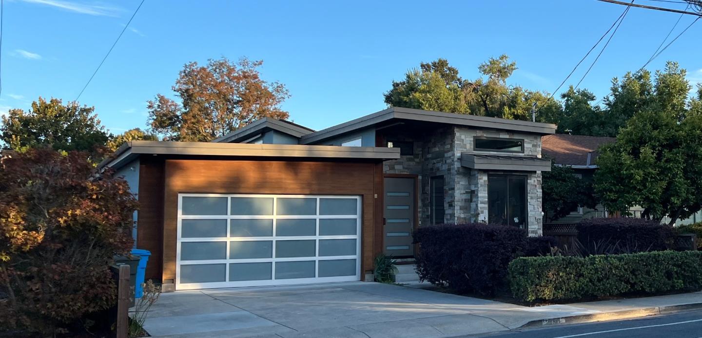 Neighborhood Neighborhood-7