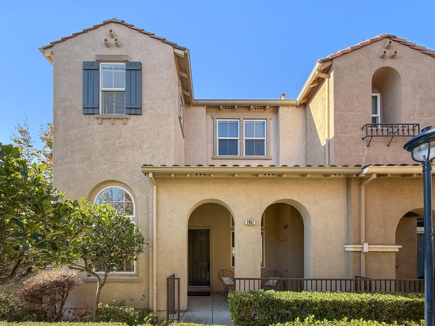 Neighborhood Neighborhood-9