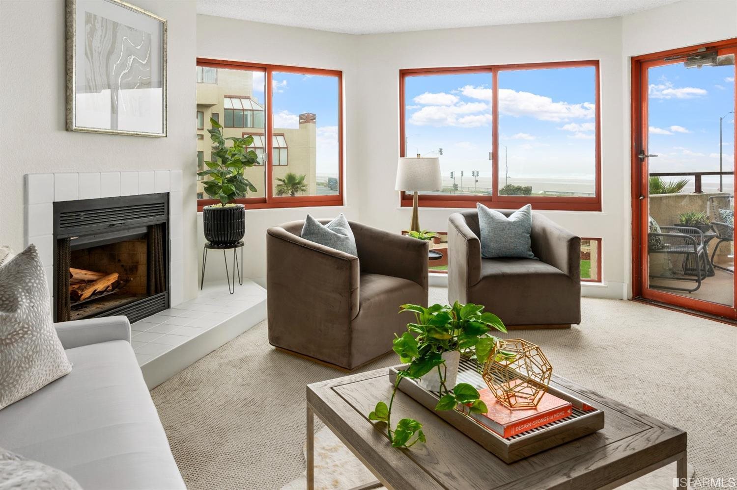 Neighborhood Neighborhood-319