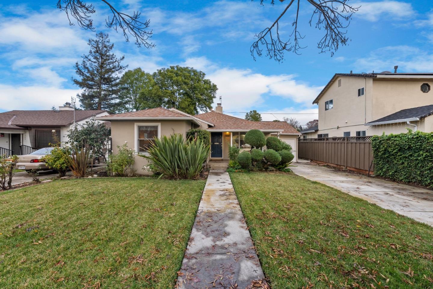 Neighborhood Neighborhood-5