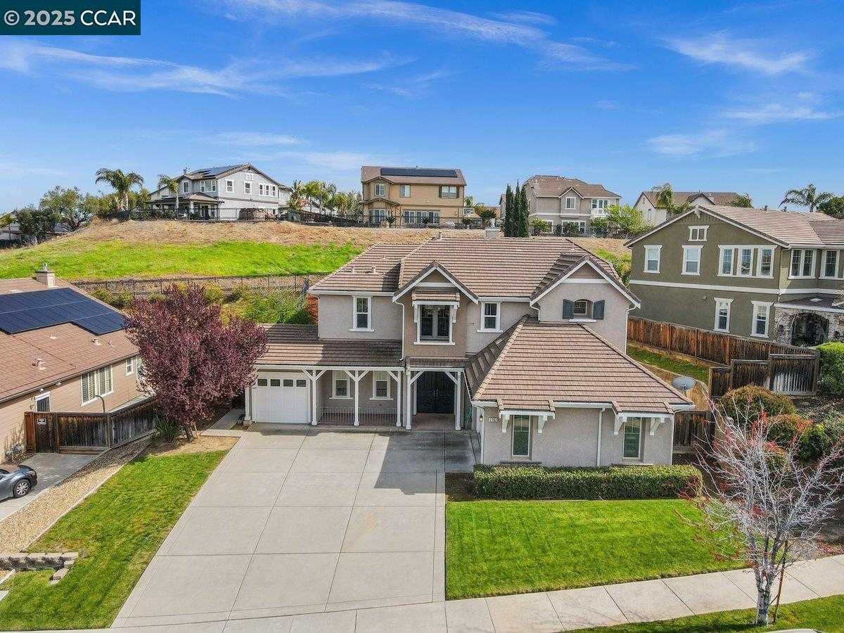 Neighborhood-17