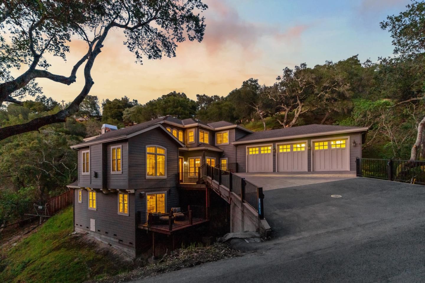 Neighborhood Neighborhood-22