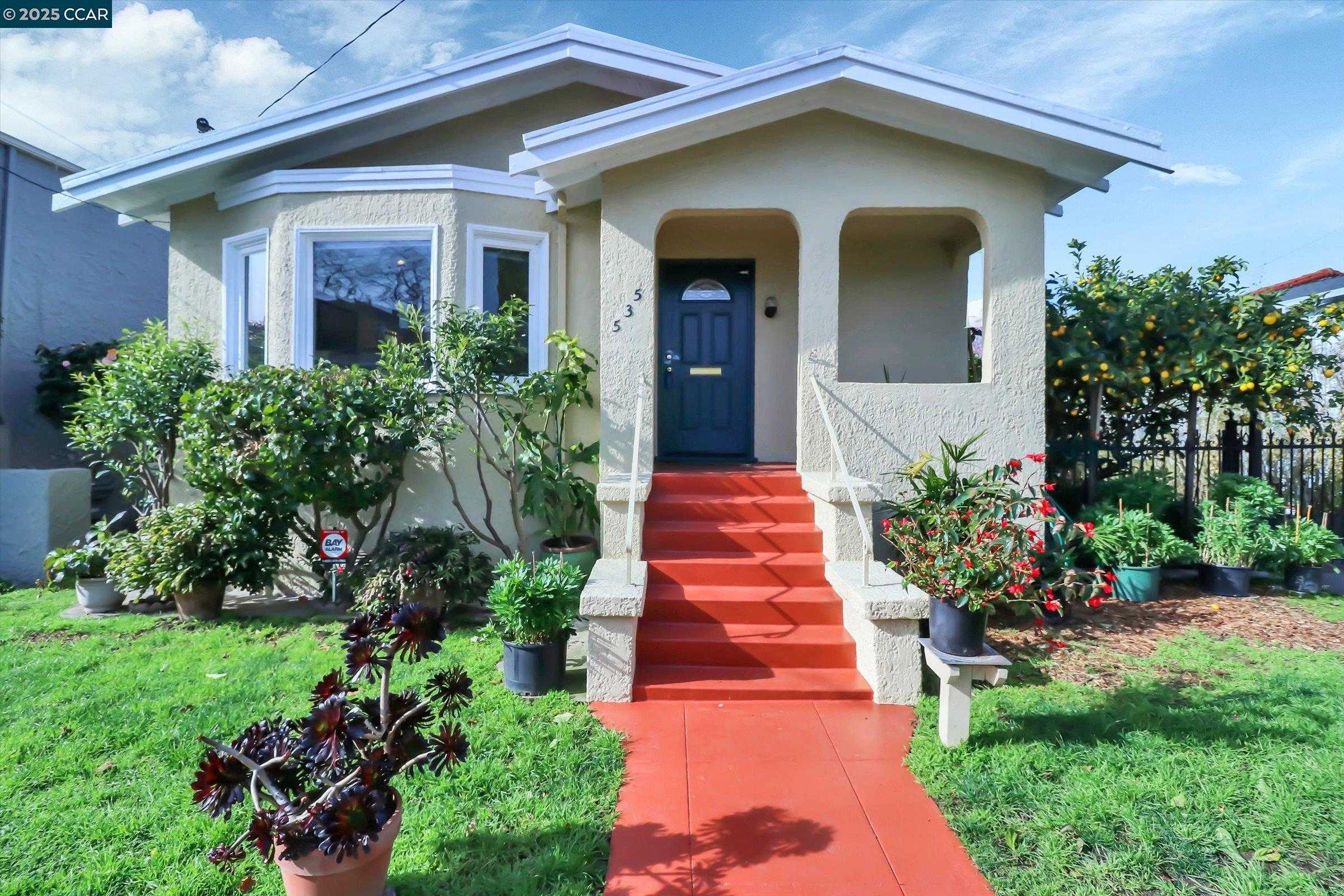 Neighborhood Neighborhood-1