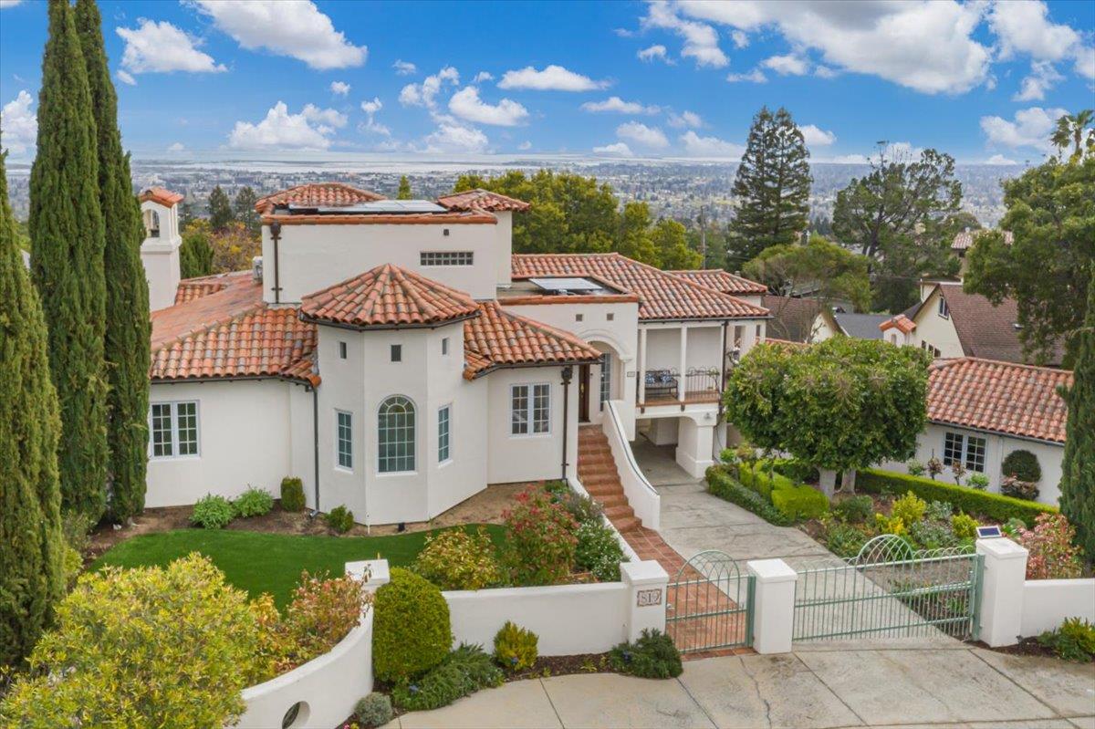 Neighborhood Neighborhood-1