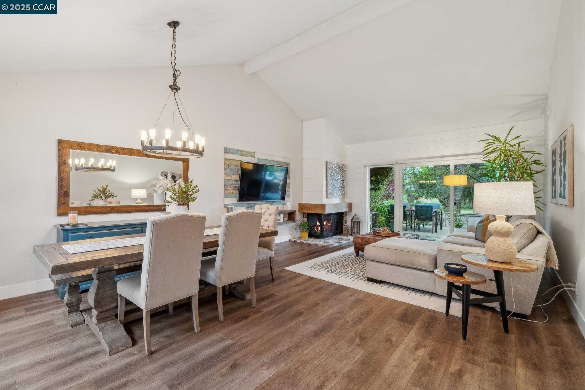 Neighborhood Neighborhood-28