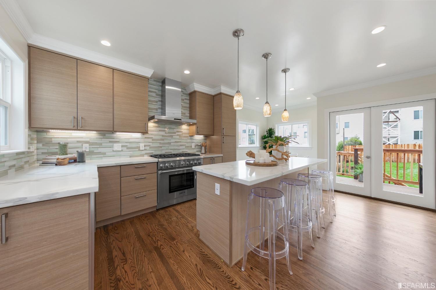 Neighborhood Neighborhood-93