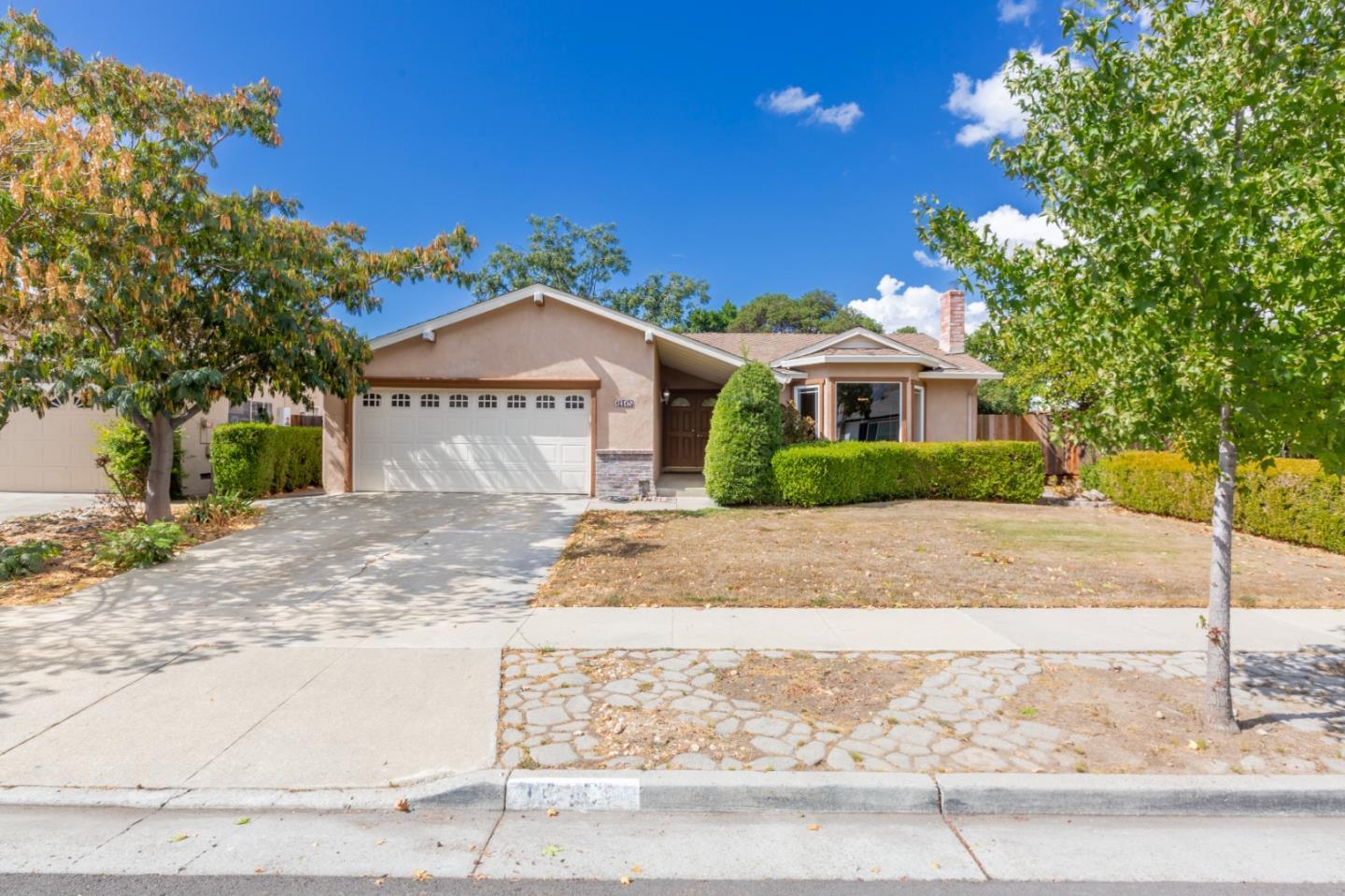 Neighborhood Neighborhood-15