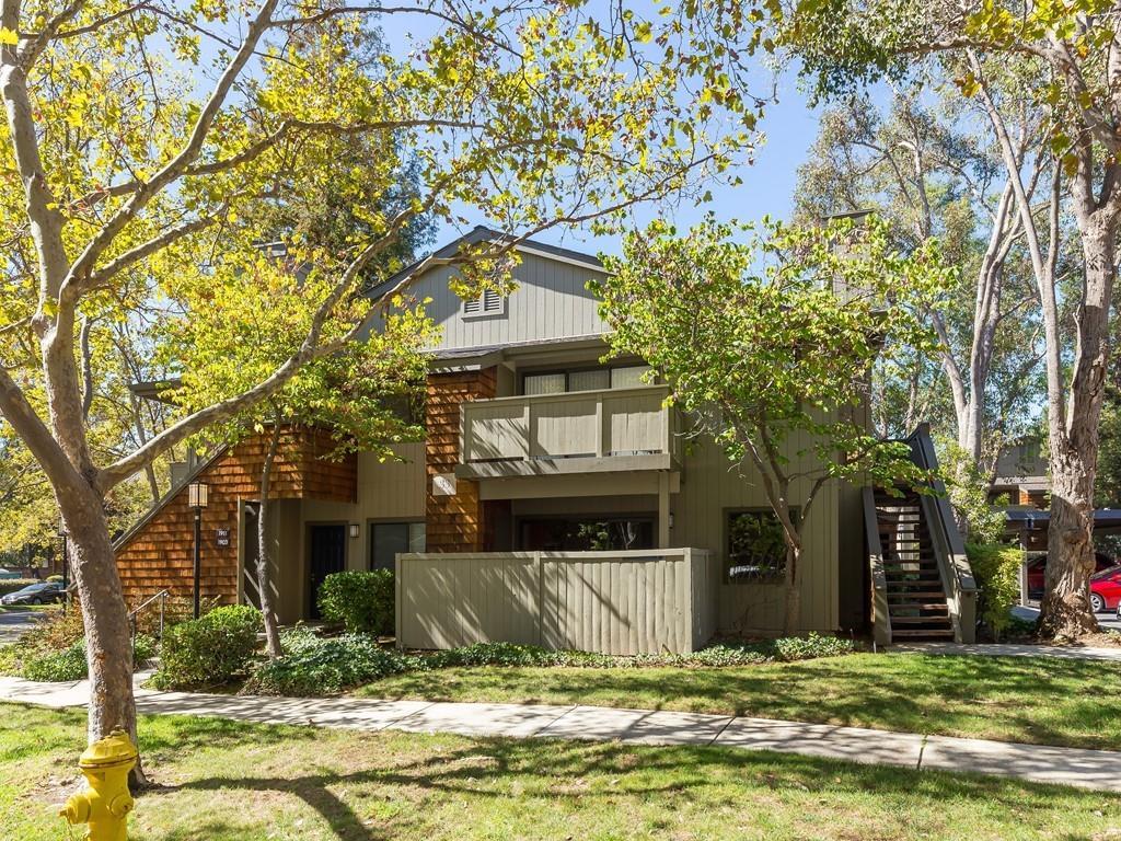 Neighborhood Neighborhood-92