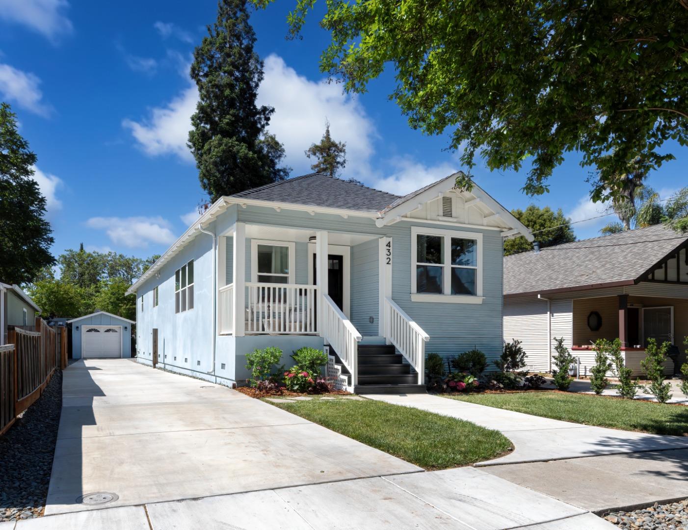 Neighborhood Neighborhood-16