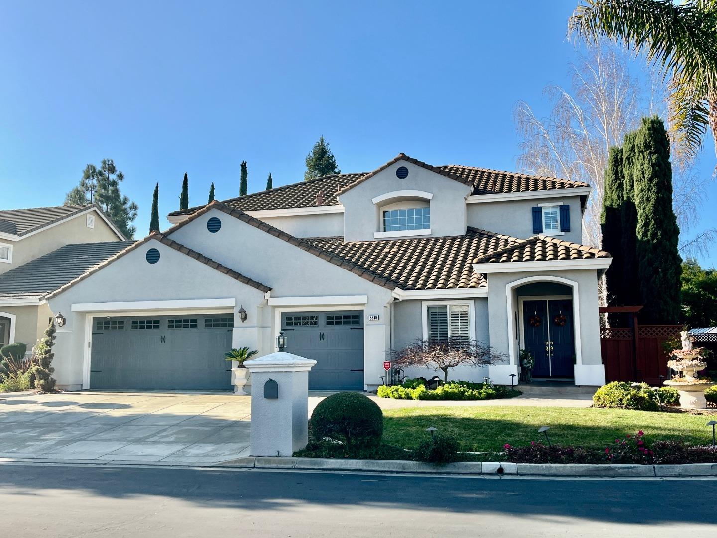 Neighborhood Neighborhood-15