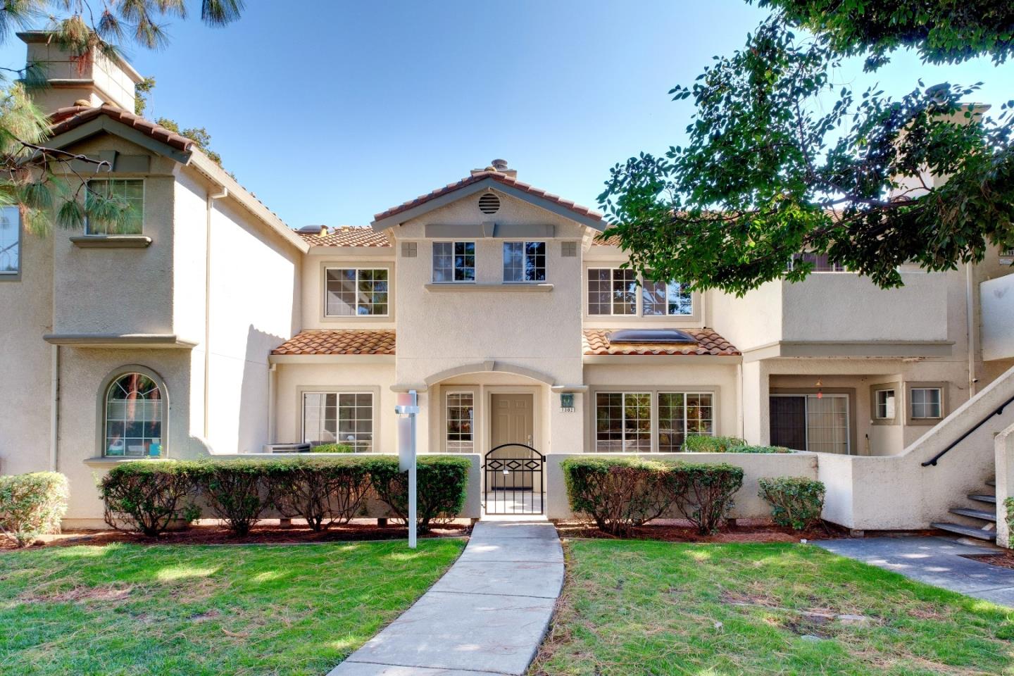 Neighborhood Neighborhood-61