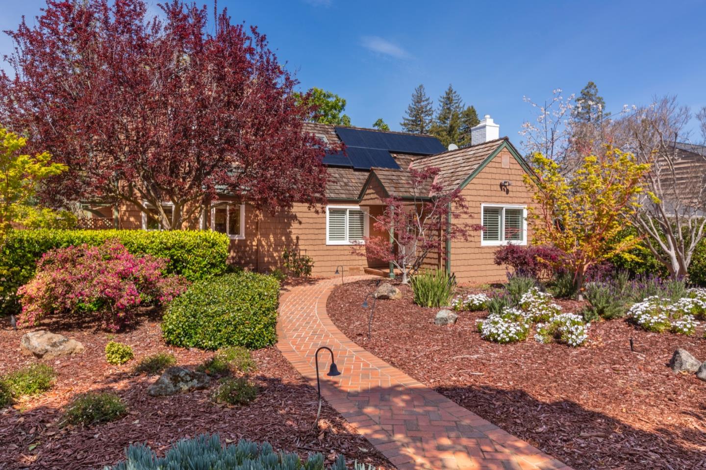 Neighborhood Neighborhood-8