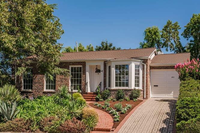 Neighborhood Neighborhood-12