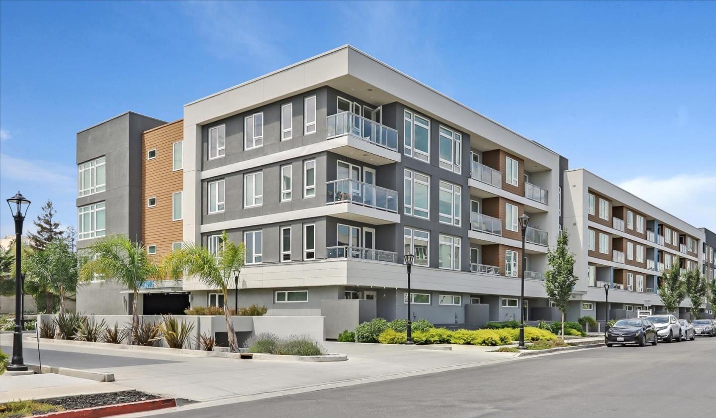 Neighborhood Neighborhood-107