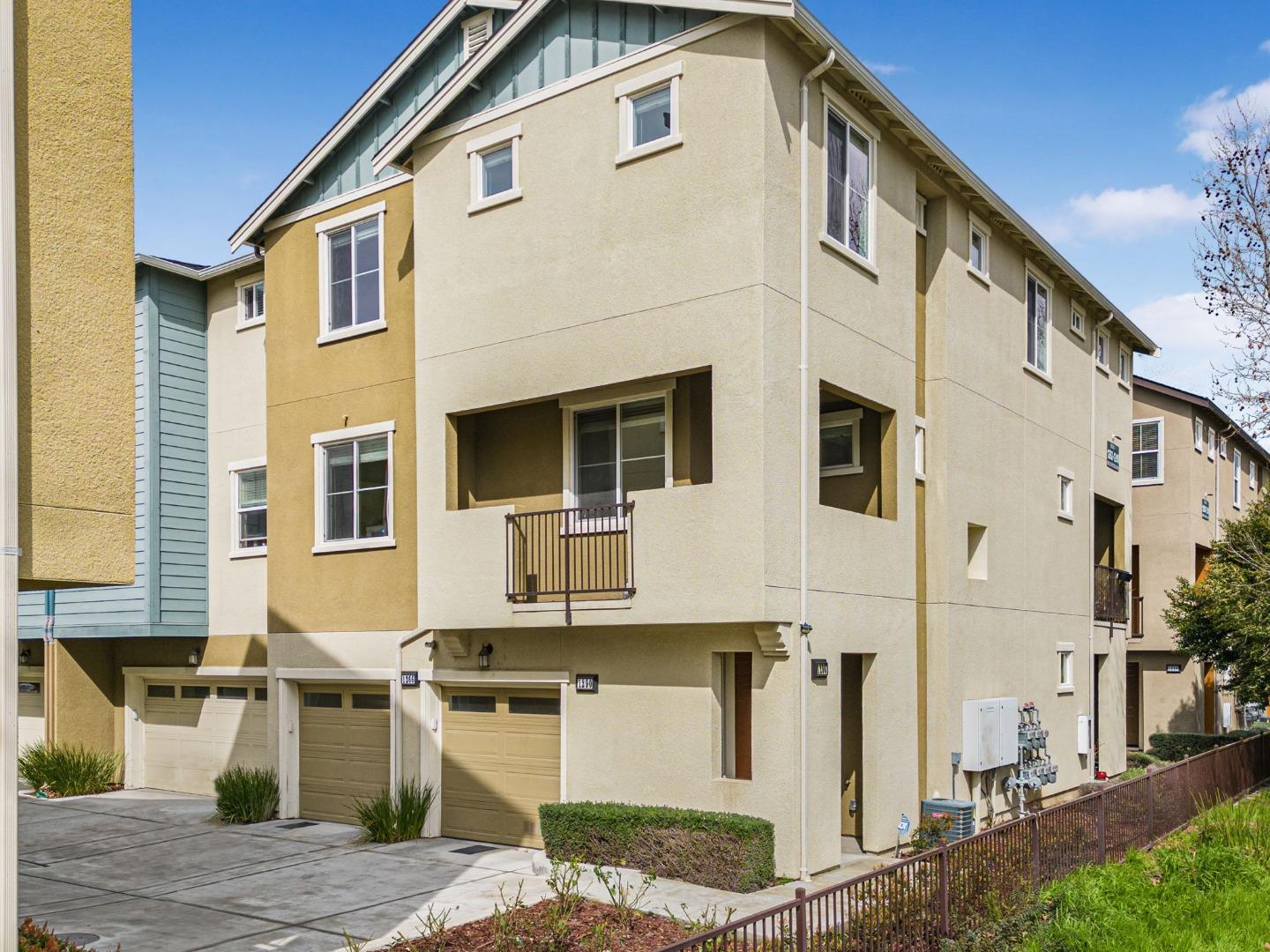 Neighborhood Neighborhood-16