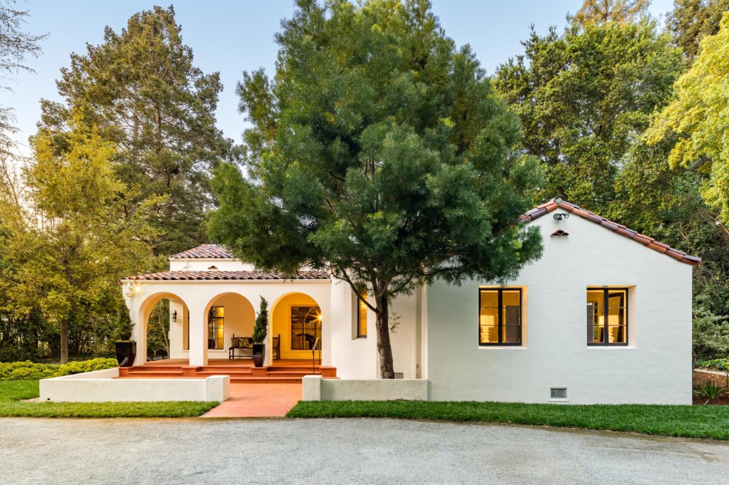 Neighborhood Neighborhood-8