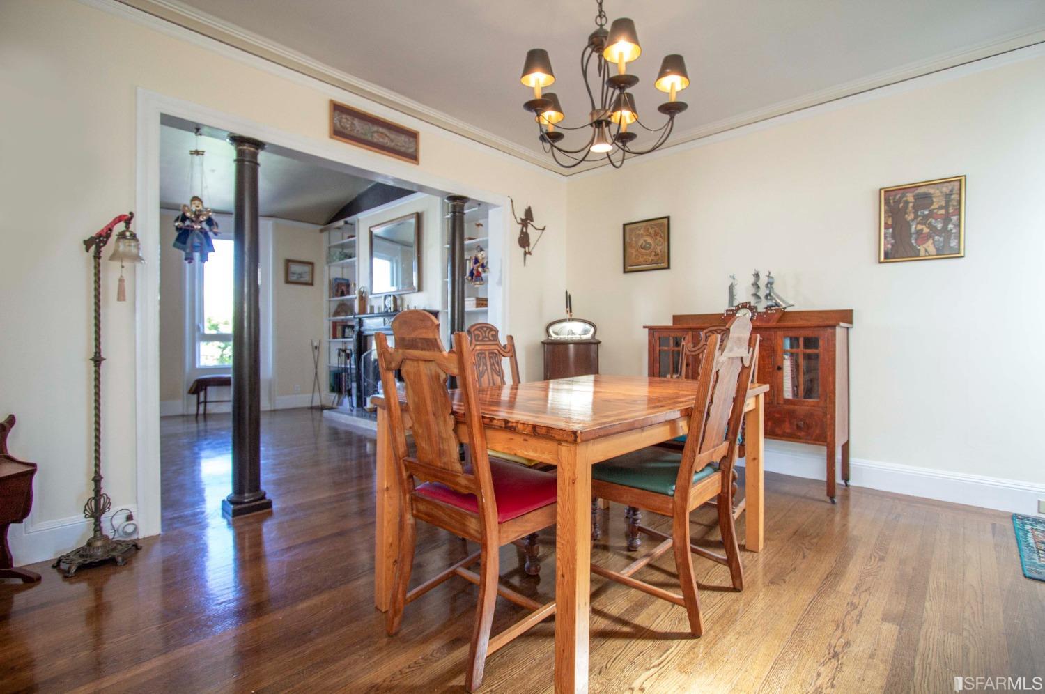 Neighborhood Neighborhood-208