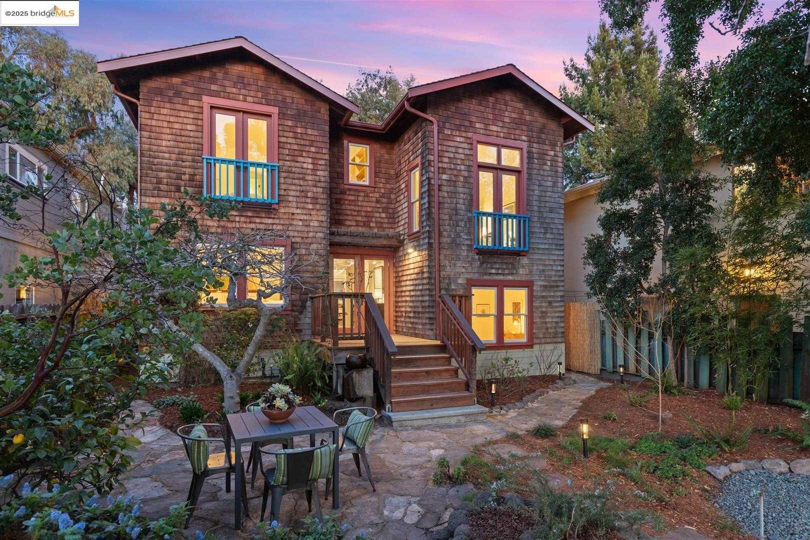 Neighborhood Neighborhood-41