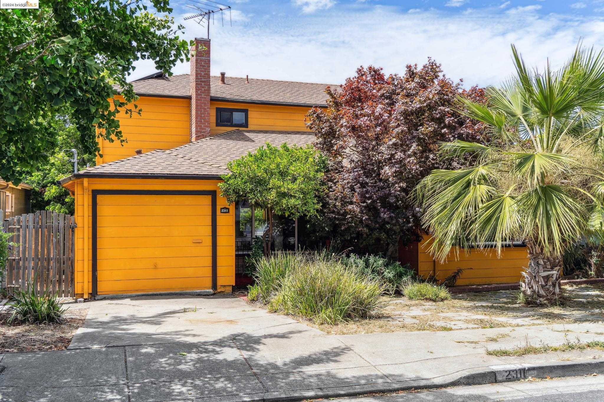 Neighborhood Neighborhood-23