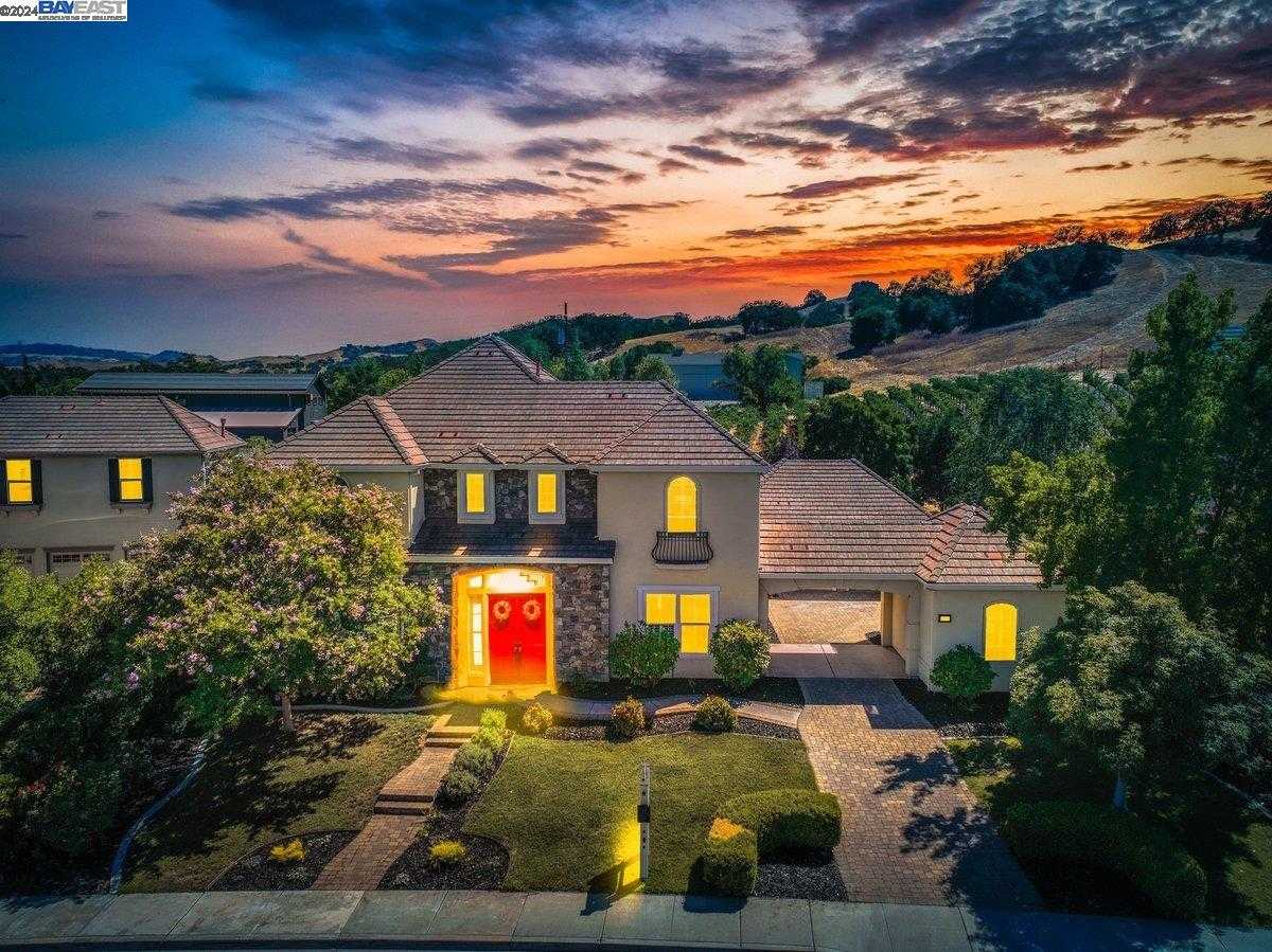 Neighborhood Neighborhood-2