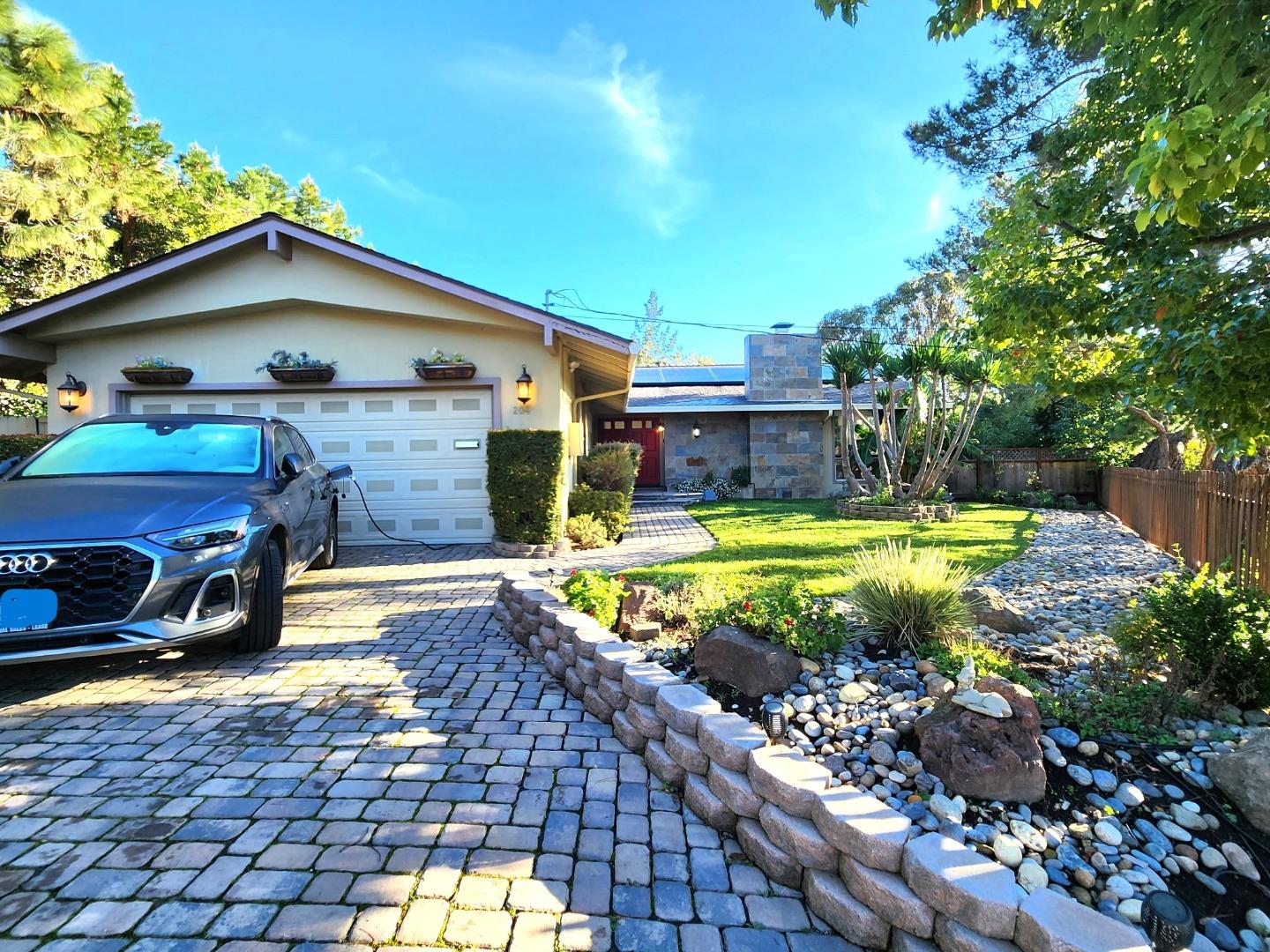 Neighborhood Neighborhood-4