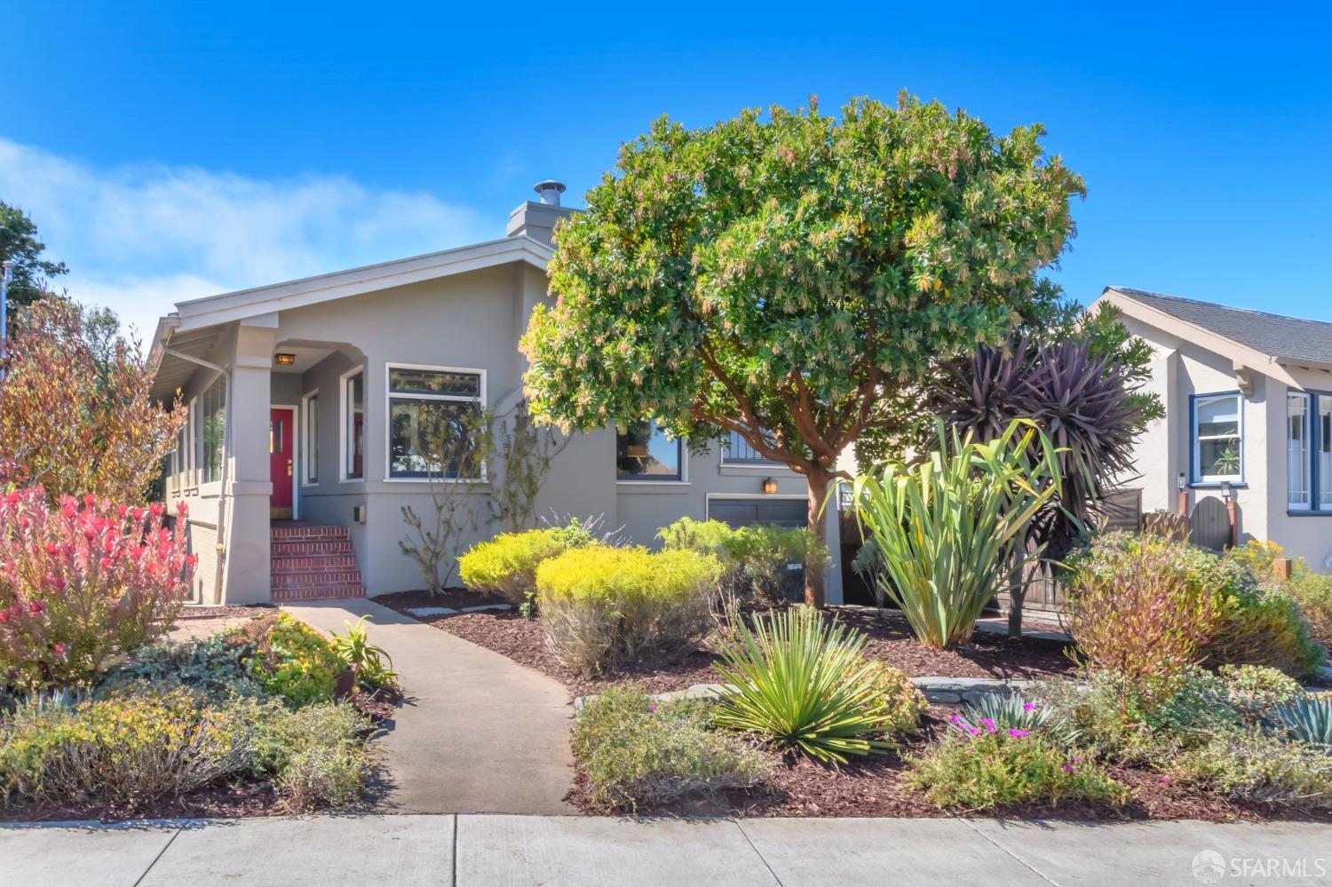 Neighborhood Neighborhood-16