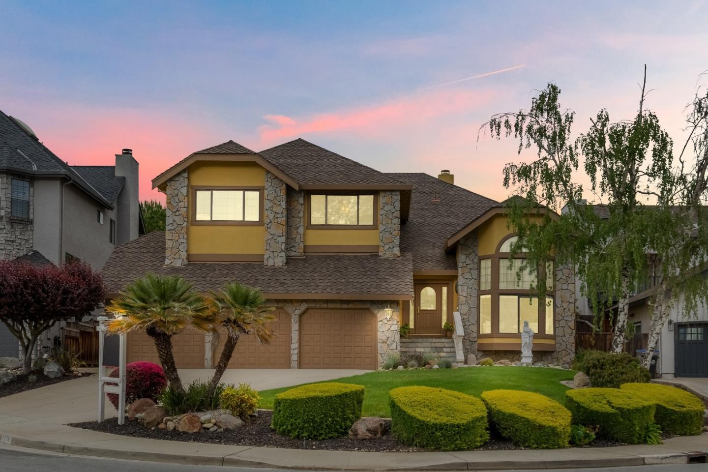 Neighborhood Neighborhood-26