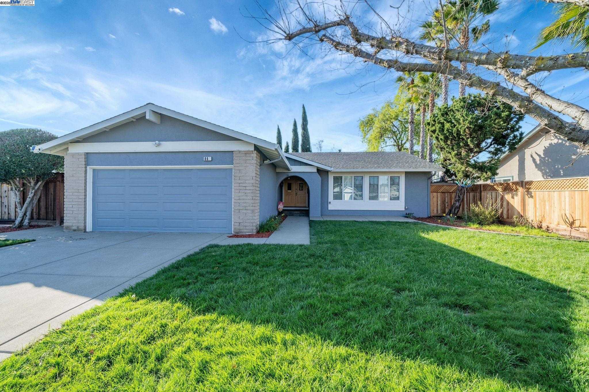 Neighborhood Neighborhood-8