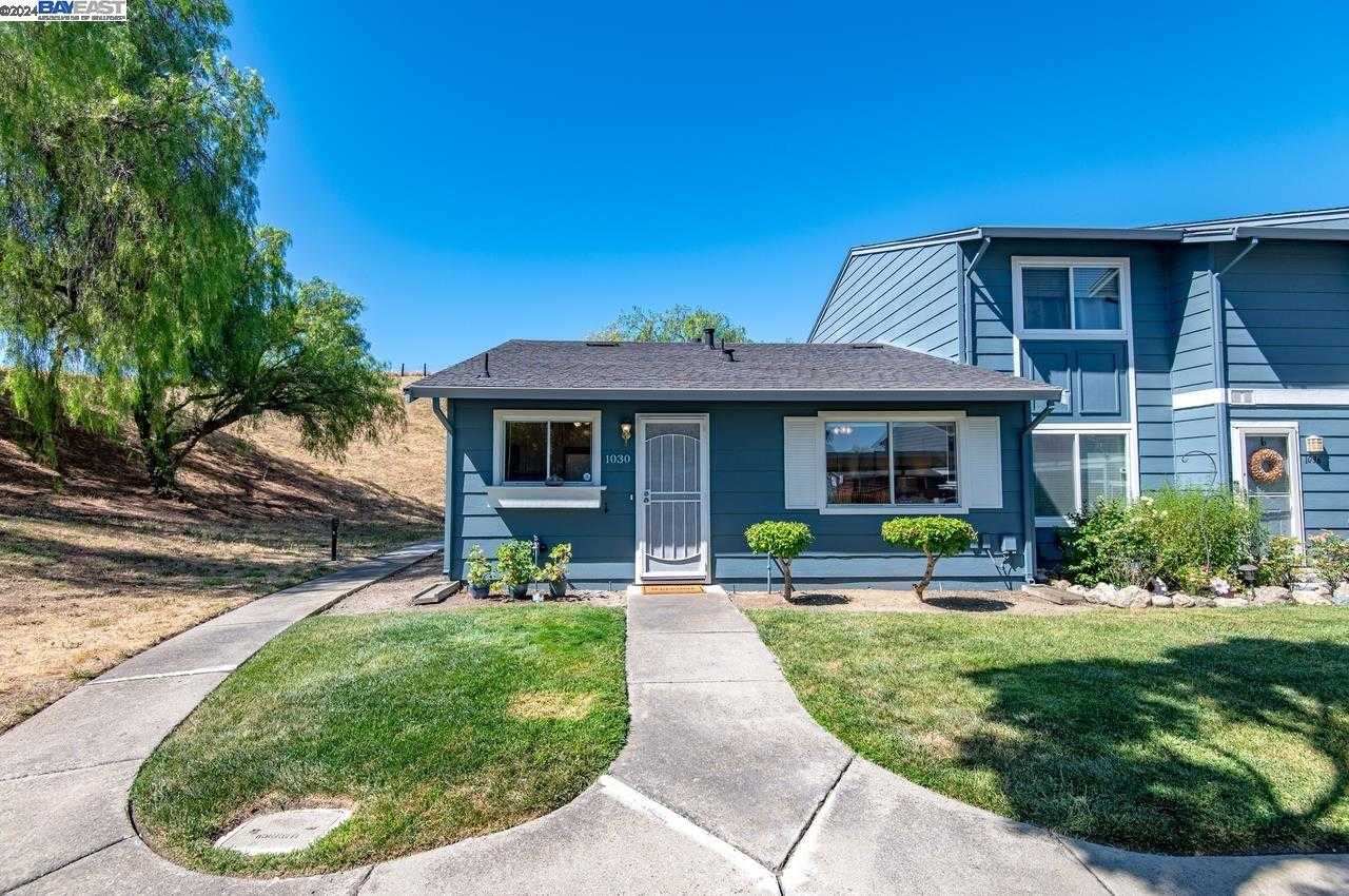 Neighborhood Neighborhood-10