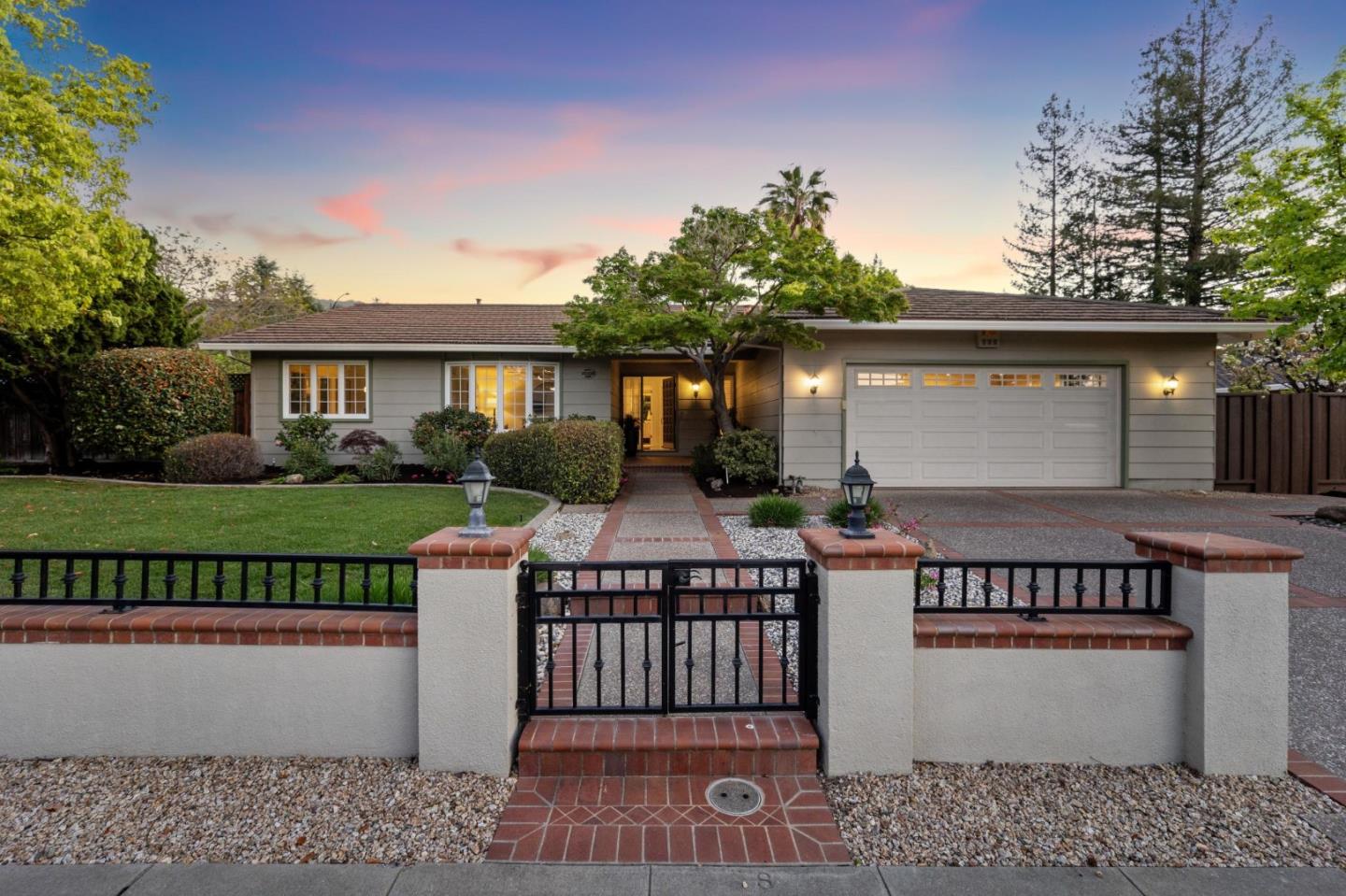 Neighborhood Neighborhood-23