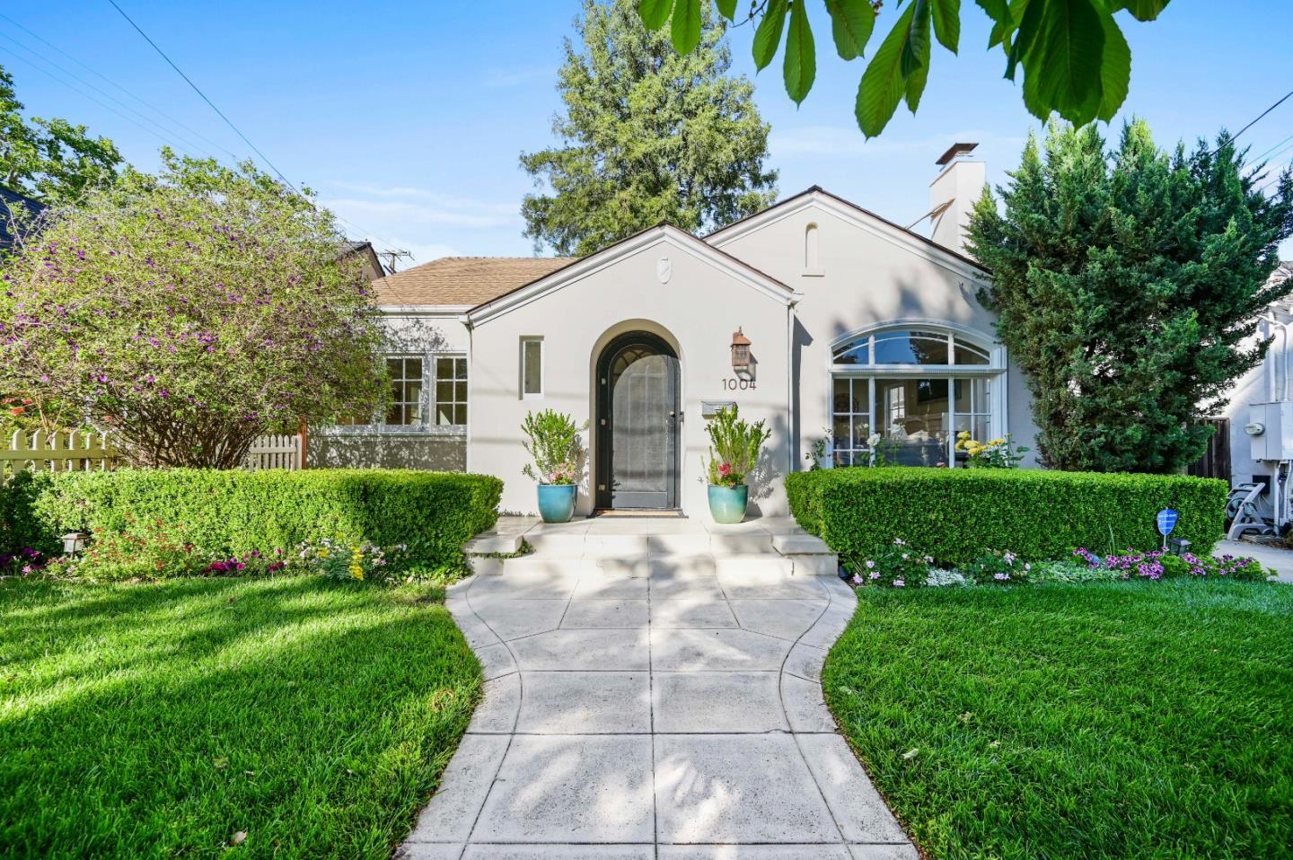 Neighborhood Neighborhood-57